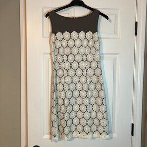 Saks Fifth Avenue Black: Cream and grey woven floral dress (size 2)